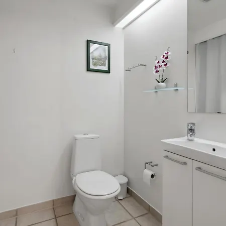 Two-bedroom In Apartment *